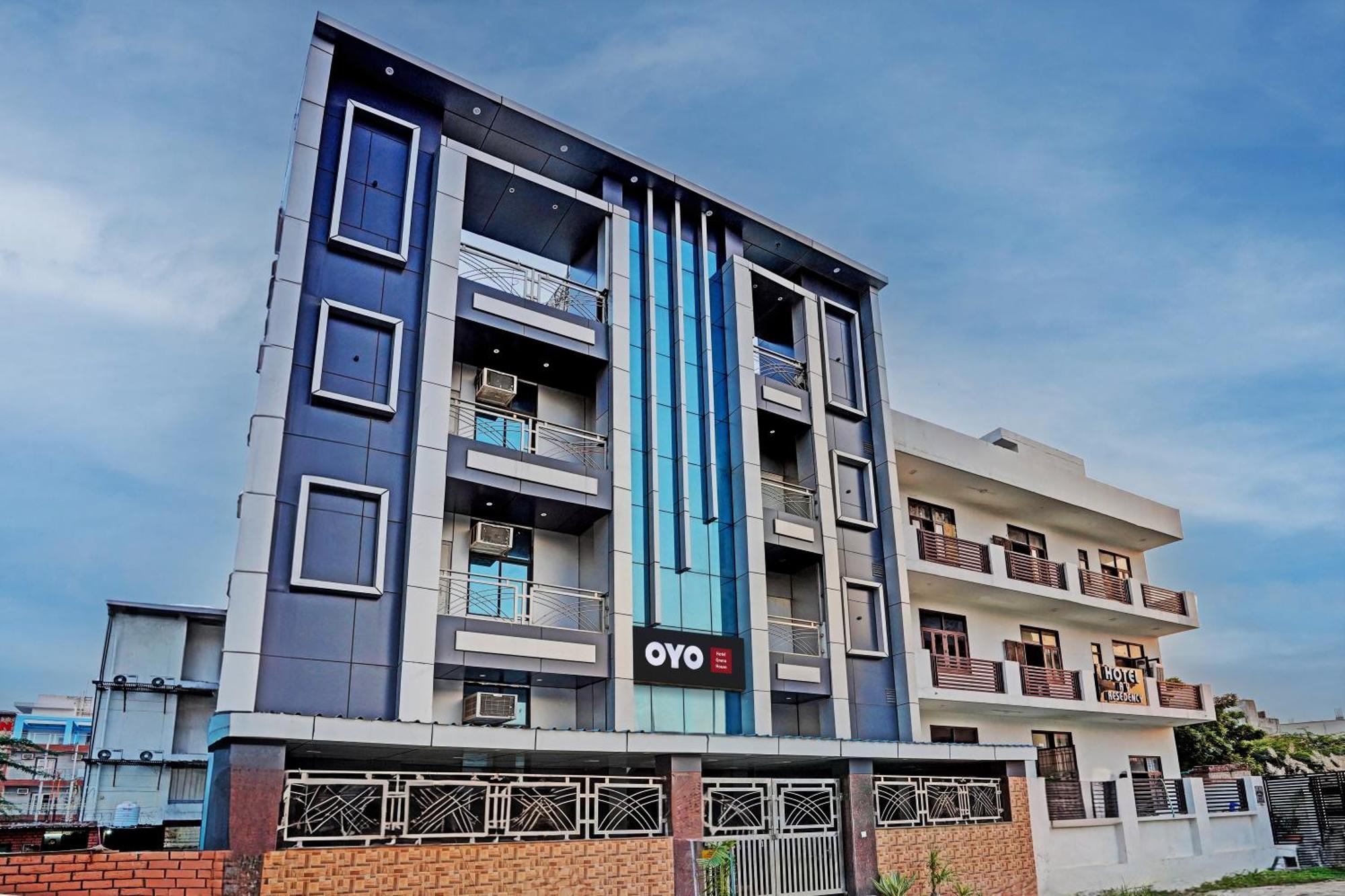 Hotel O Greno House Near Pvr Ansal Plaza Грейтър Нойда Екстериор снимка